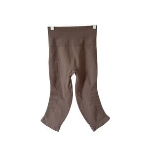 Lululemon Athletica Seamless Capri Leggings Brown Eggplant Size XS